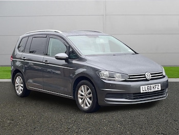 Used Volkswagen Touran 2018 for sale - 78811337: Photo