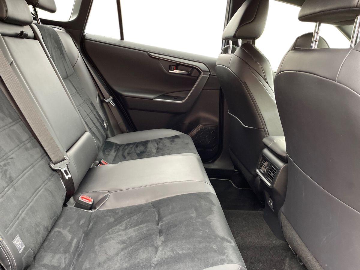 Used Toyota RAV4 2023 for sale - 76731023: Photo 11