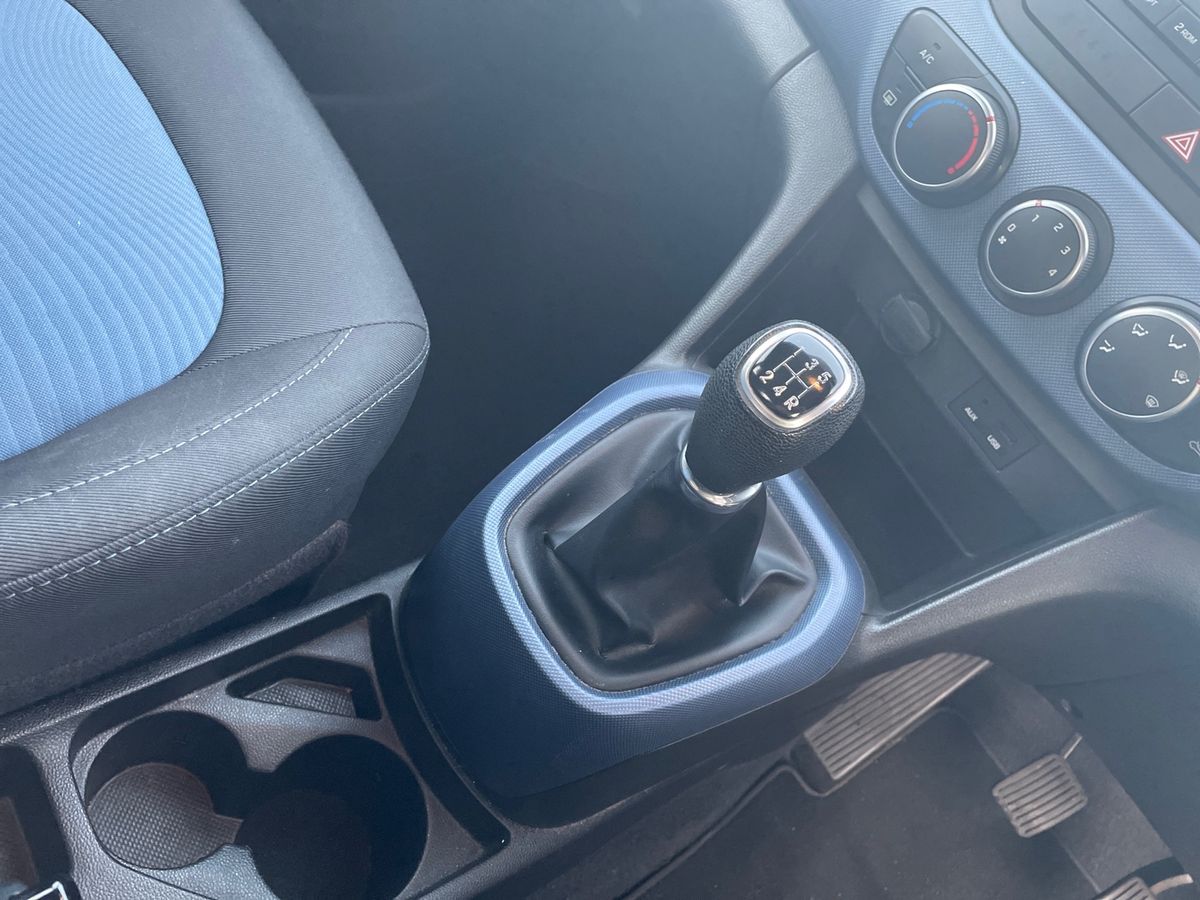 Used Hyundai i10 2015 for sale - 77771261: Photo 19