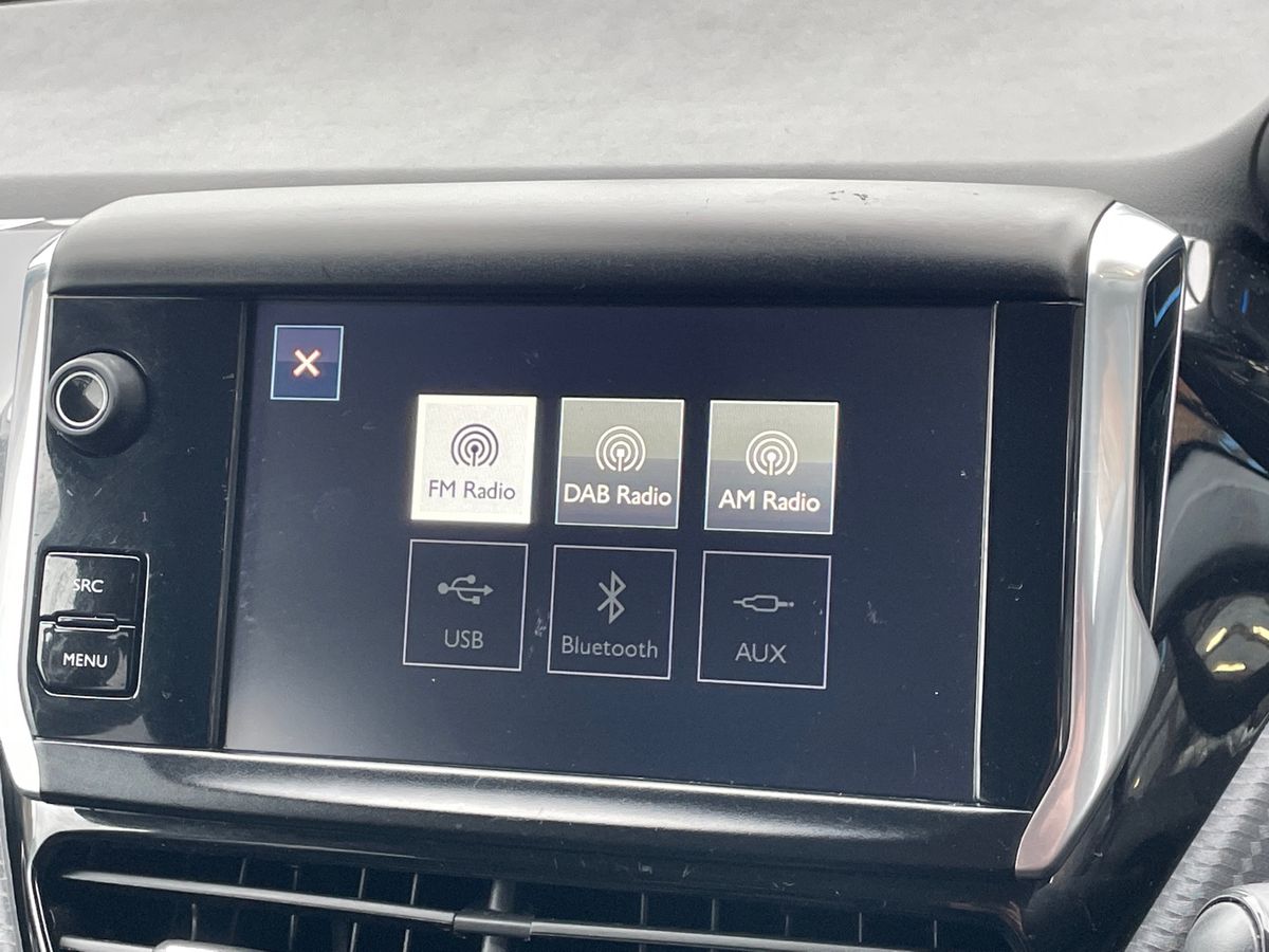 Used Peugeot 2008 2017 for sale - 77552353: Photo 24