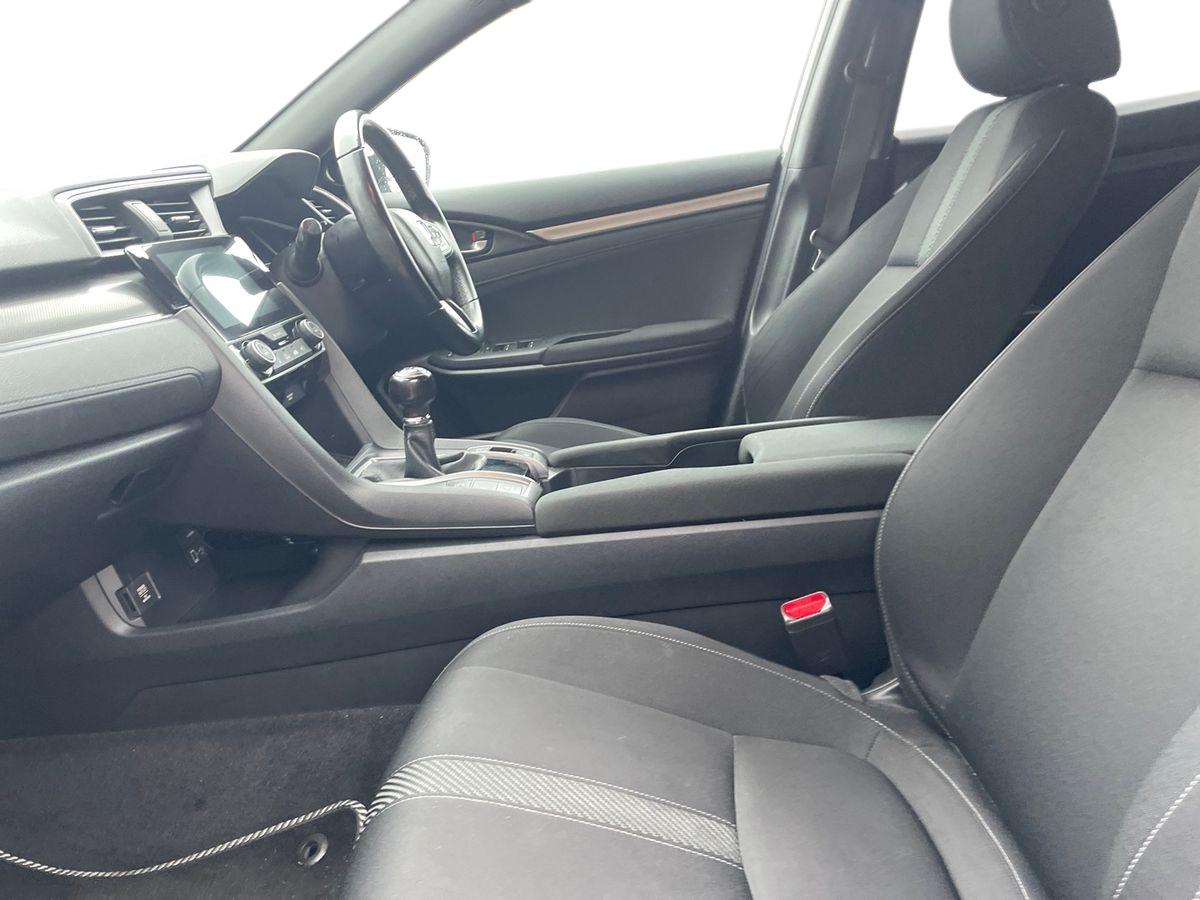 Used Honda Civic 2019 for sale - 77526066: Photo 10