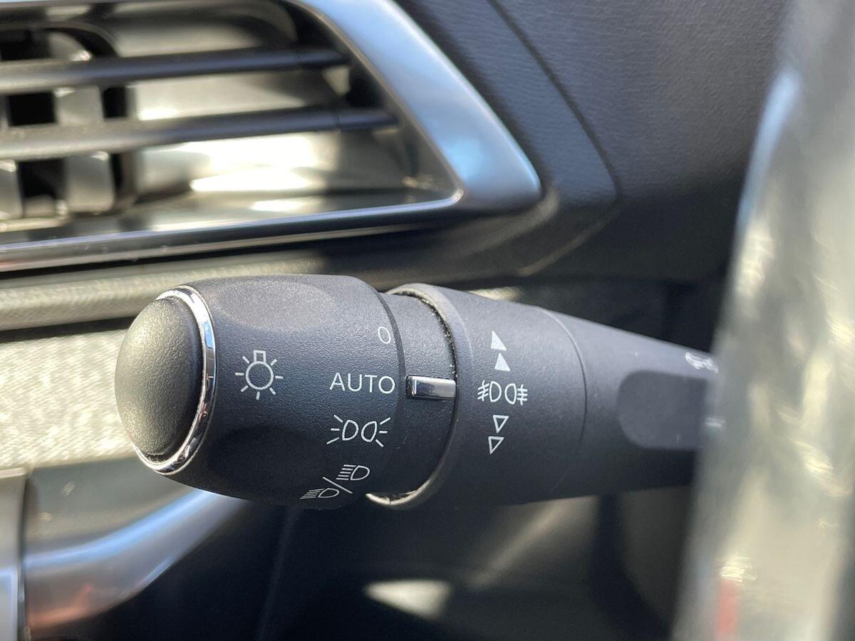 Used Peugeot 3008 2020 for sale - 76731022: Photo 25