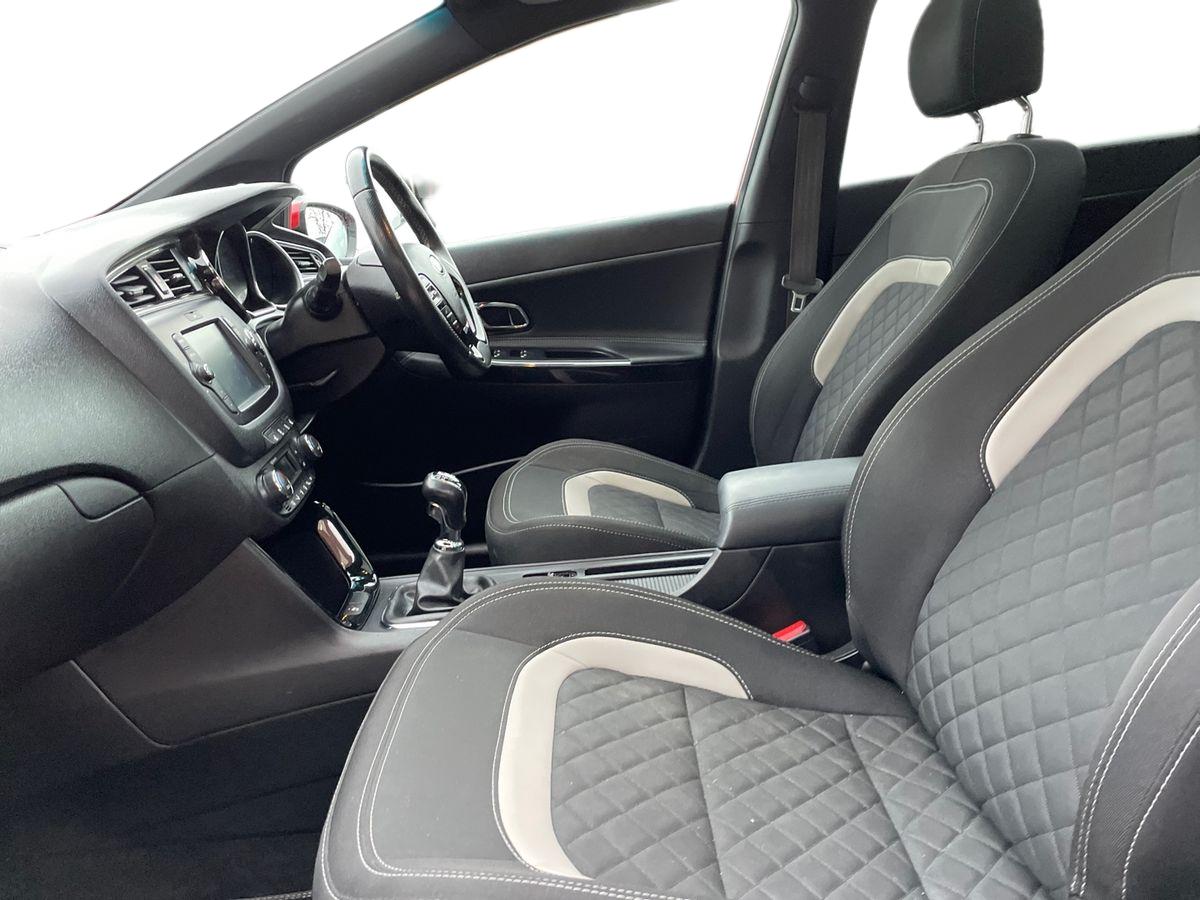 Used Kia Ceed 2017 for sale - 77600320: Photo 10