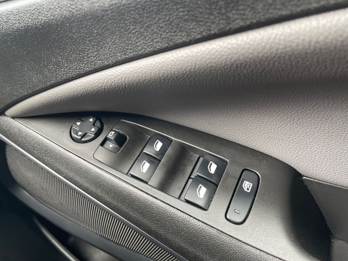 Used Vauxhall Crossland X 2020 for sale - 77911279: Photo 20