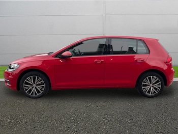 Used Volkswagen Golf 2018 for sale - 78418639: Photo