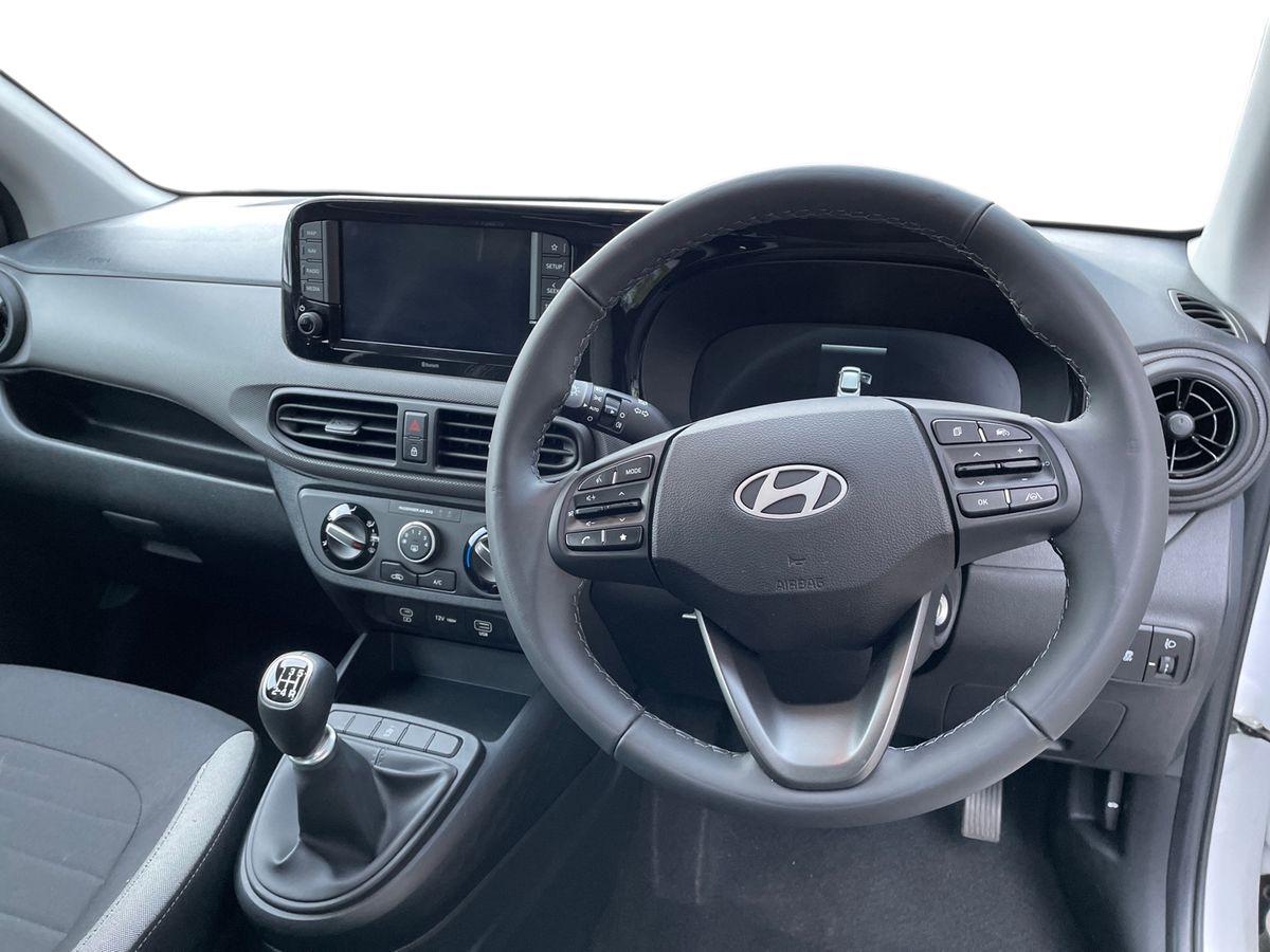 Used Hyundai i10 2024 for sale - 76730965: Photo 15