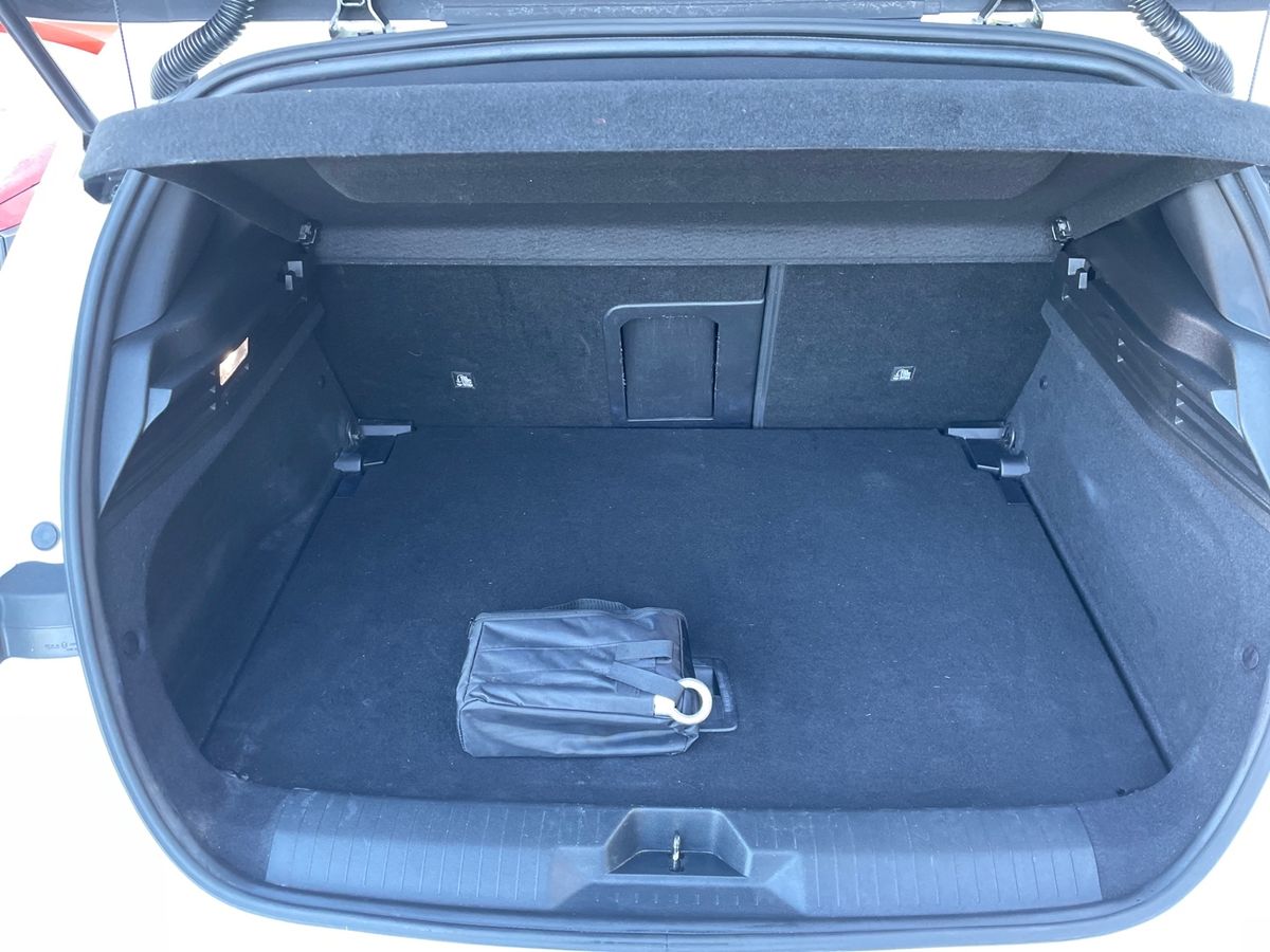 Used Vauxhall Astra 2023 for sale - 77164132: Photo 12