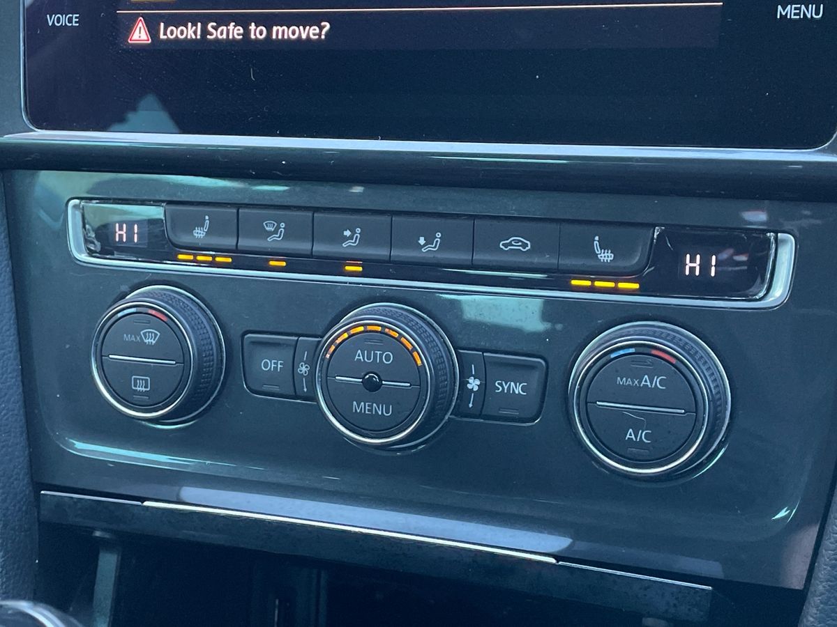 Used Volkswagen Golf 2019 for sale - 77092394: Photo 18