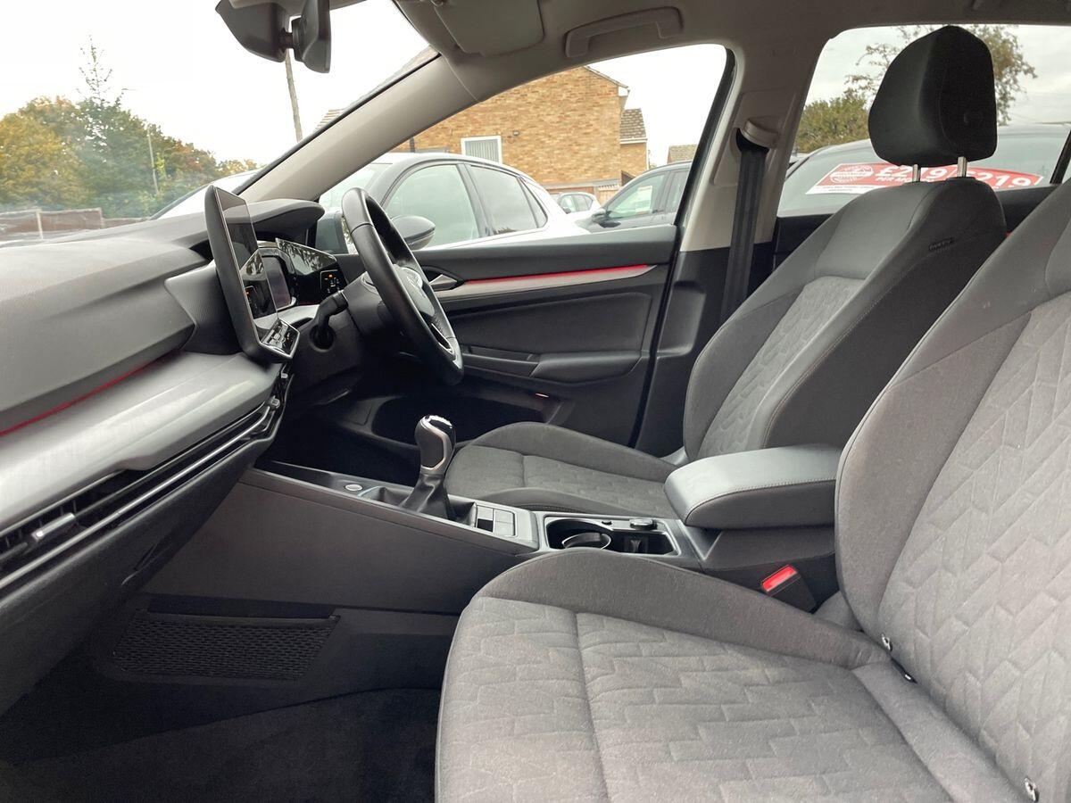 Used Volkswagen Golf 2025 for sale - 76865750: Photo 10