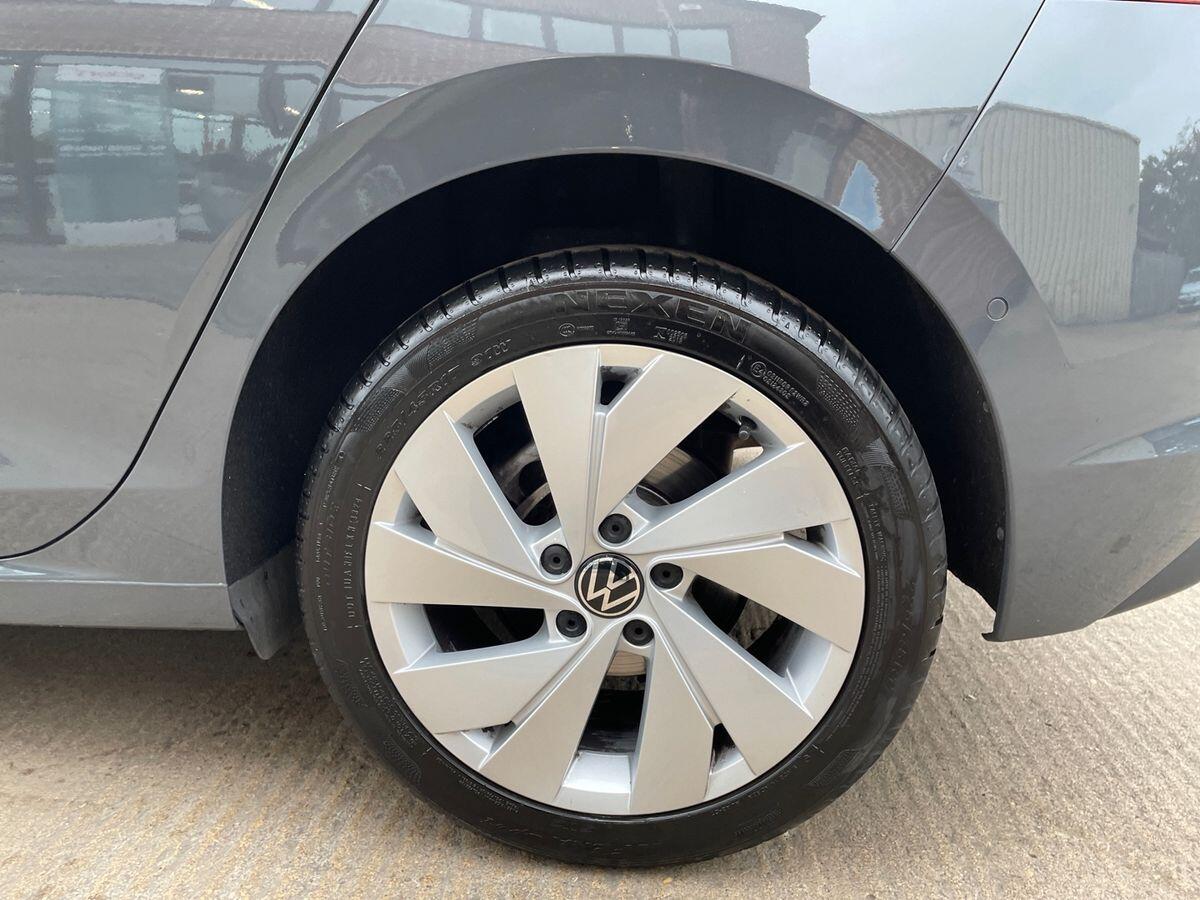 Used Volkswagen Golf 2025 for sale - 76865750: Photo 9