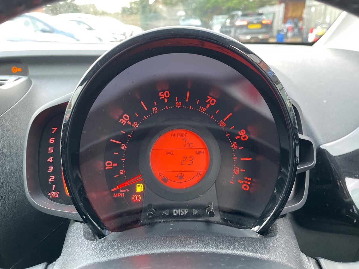 Used Toyota AYGO 2018 for sale - 77360505: Photo 14