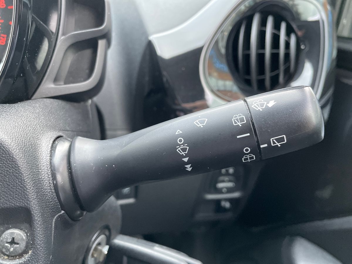 Used Toyota AYGO 2018 for sale - 77360505: Photo 23