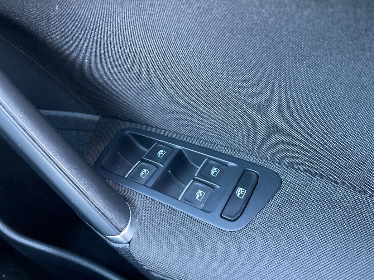 Used Volkswagen Golf 2018 for sale - 77927404: Photo 20