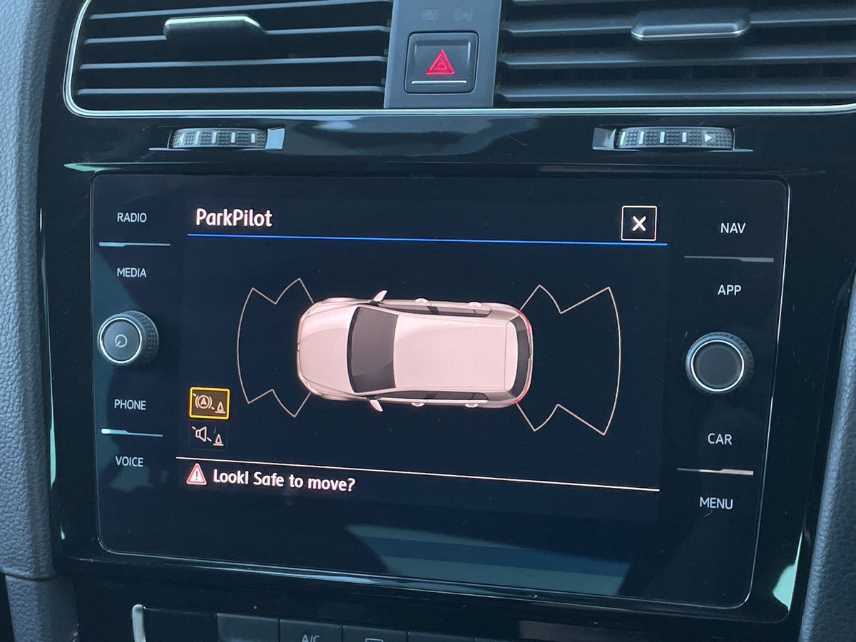 Used Volkswagen Golf 2018 for sale - 77927404: Photo 29