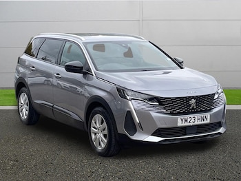 Used Peugeot 5008 2023 for sale - 76730988: Photo