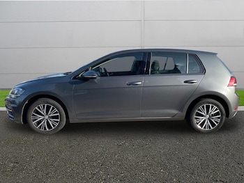 Used Volkswagen Golf 2018 for sale - 77588594: Photo