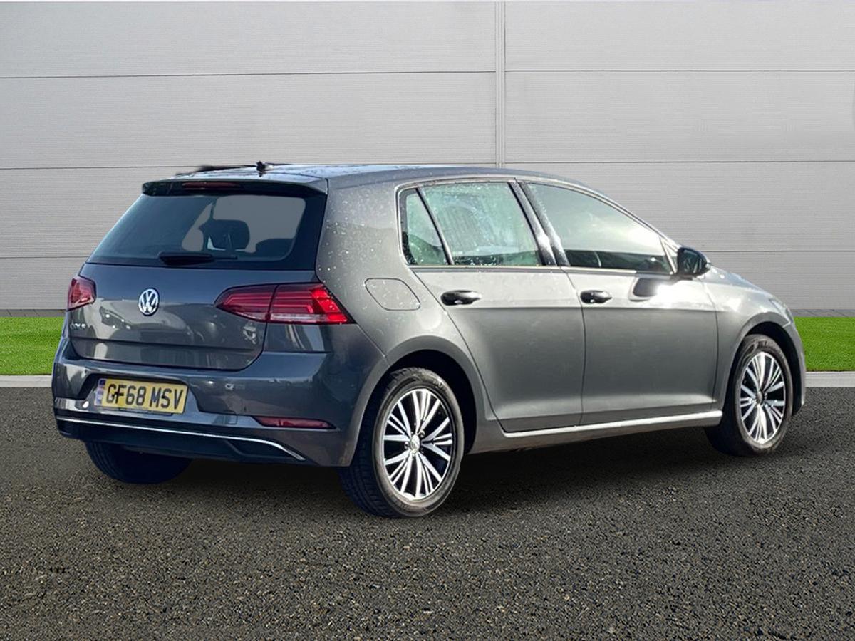 Used Volkswagen Golf 2018 for sale - 77588594: Photo 7