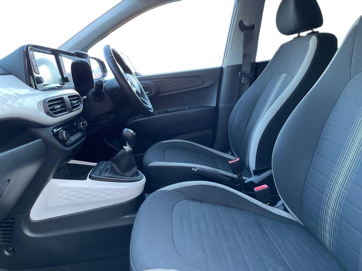 Used Hyundai i10 2022 for sale - 77082525: Photo 10