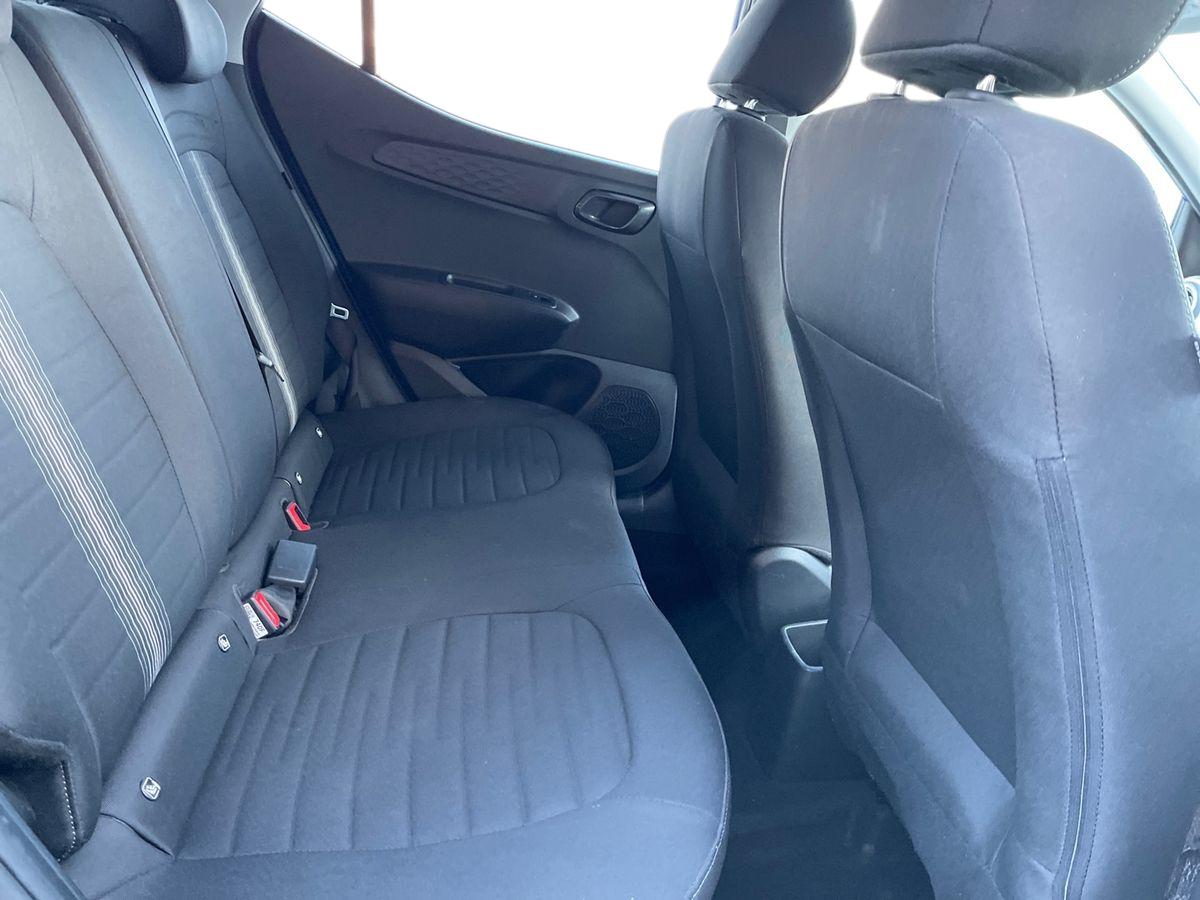 Used Hyundai i10 2022 for sale - 77082525: Photo 11