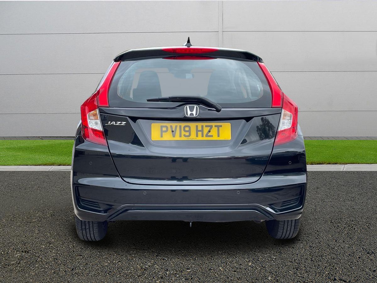 Used Honda Jazz 2019 for sale - 76731025: Photo 6