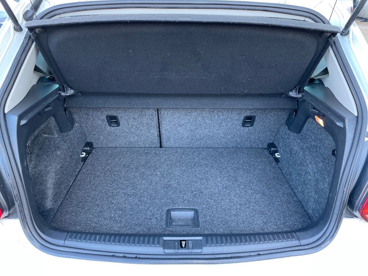 Used Volkswagen Polo 2017 for sale - 77442540: Photo 12