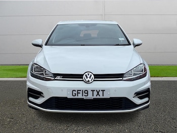 Used Volkswagen Golf 2019 for sale - 76731001: Photo