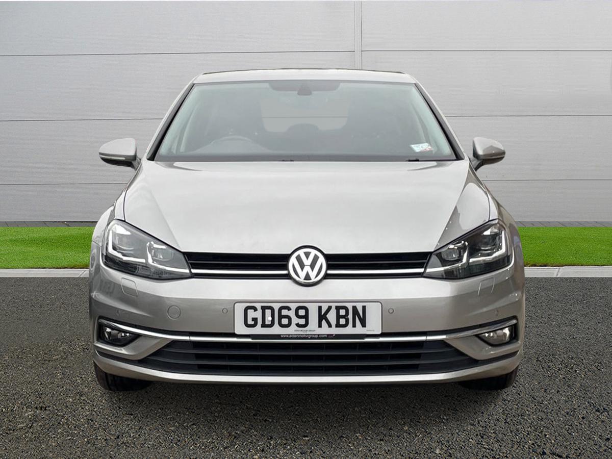 Used Volkswagen Golf 2019 for sale - 77600405: Photo 2
