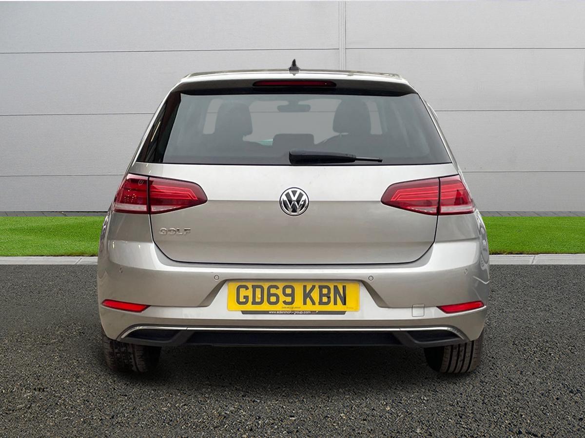 Used Volkswagen Golf 2019 for sale - 77600405: Photo 6