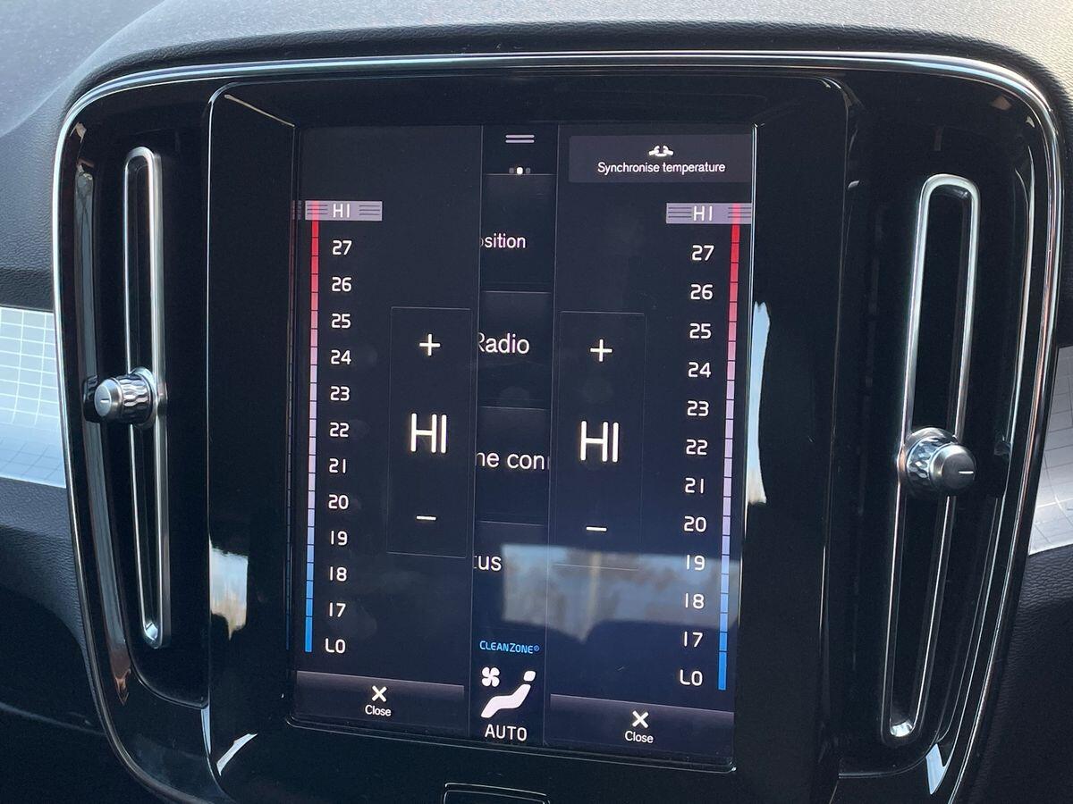 Used Volvo XC40 for sale - 76735337: Photo 18