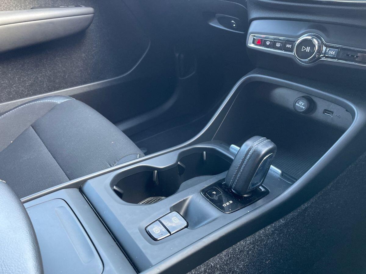 Used Volvo XC40 for sale - 76735337: Photo 19