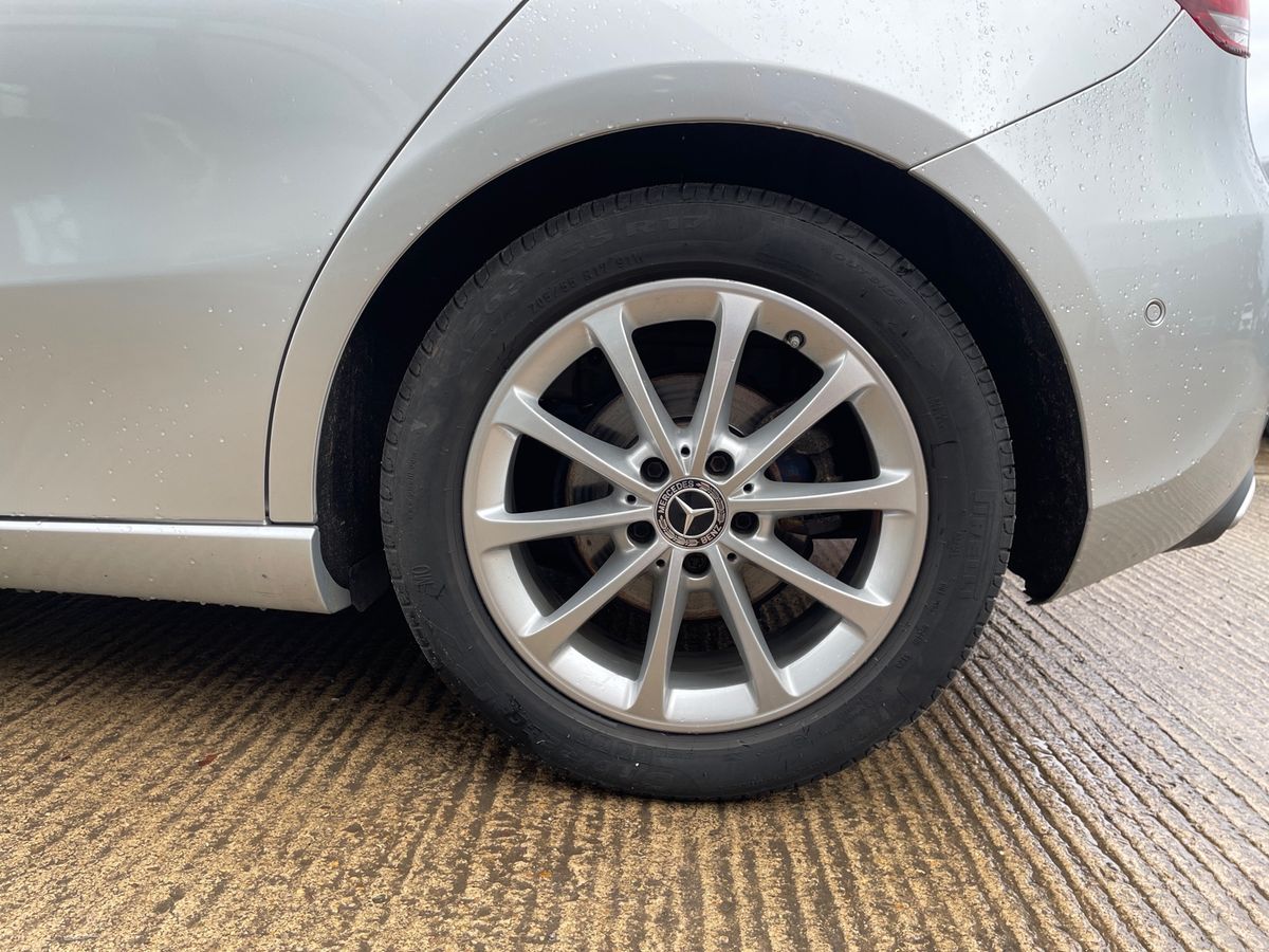 Used Mercedes-Benz A-Class 2019 for sale - 77576331: Photo 9