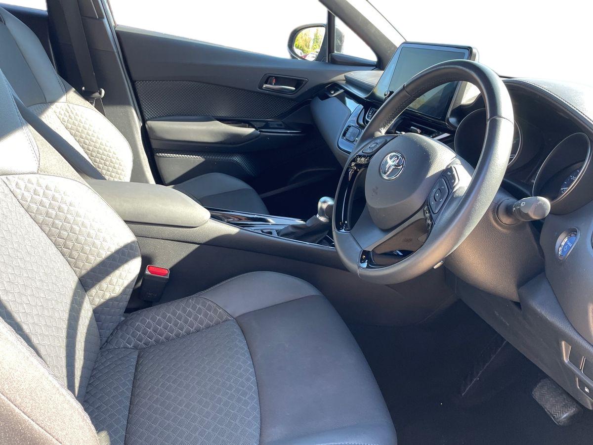 Used Toyota C-HR 2023 for sale - 78158807: Photo 15