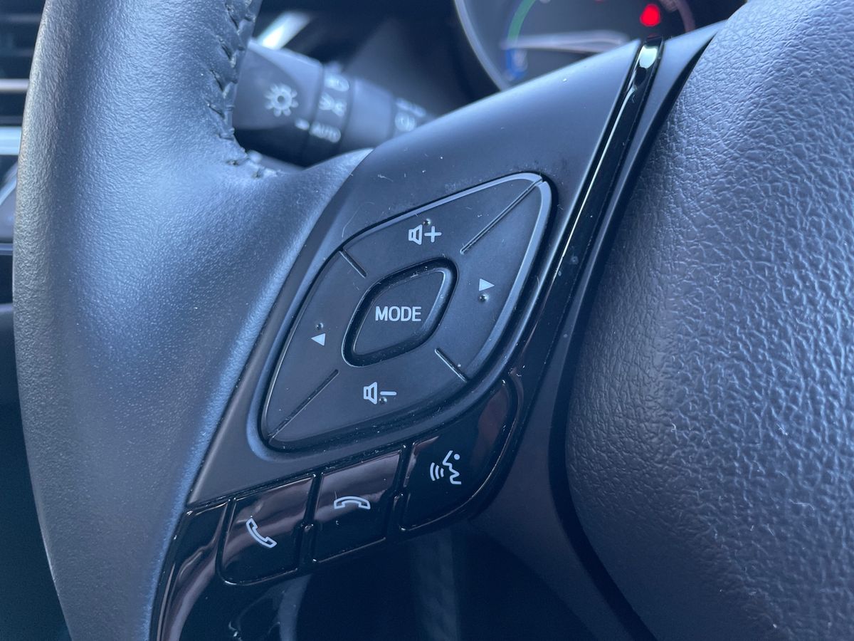 Used Toyota C-HR 2023 for sale - 78158807: Photo 16