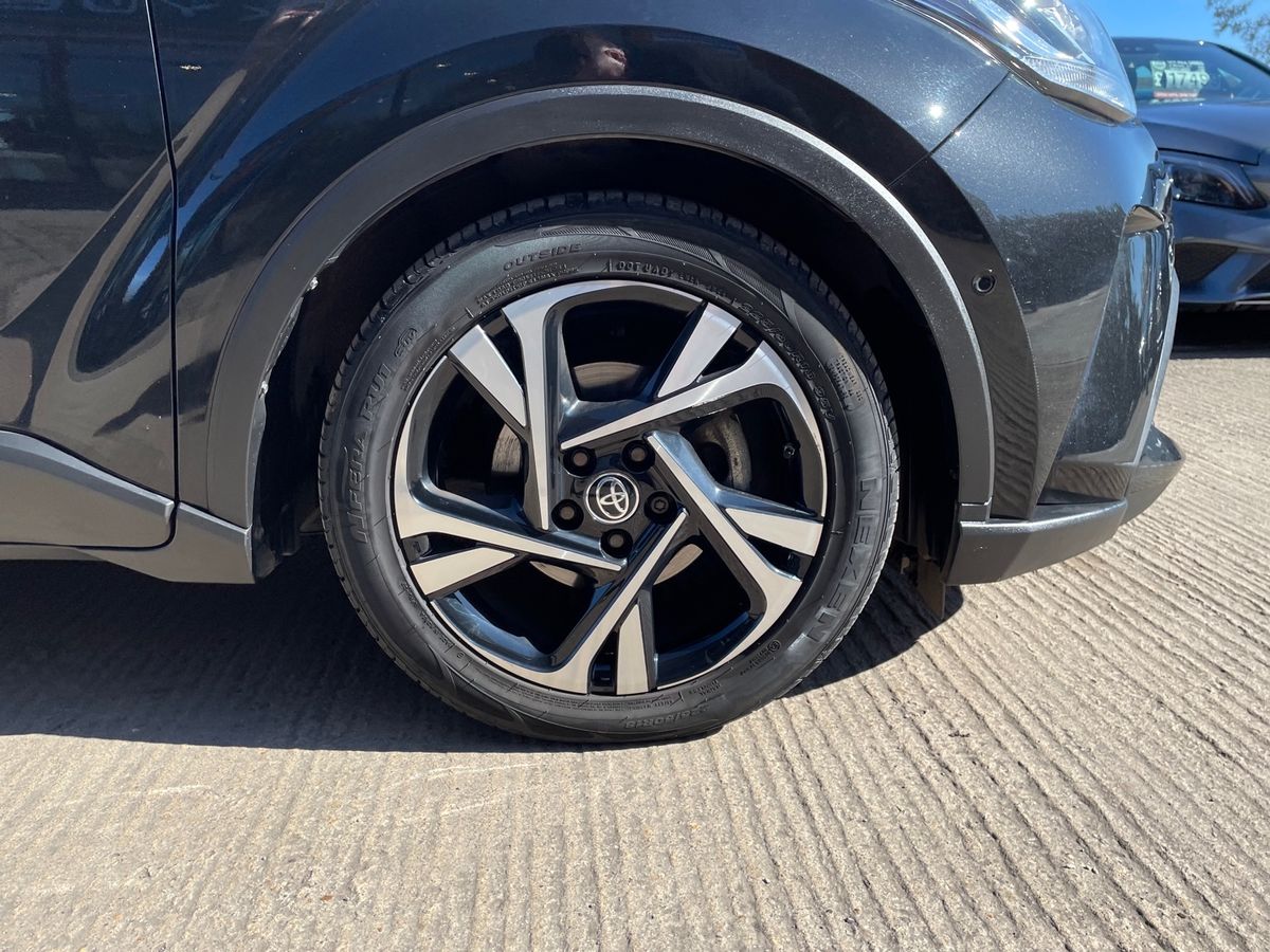 Used Toyota C-HR 2023 for sale - 78158807: Photo 9