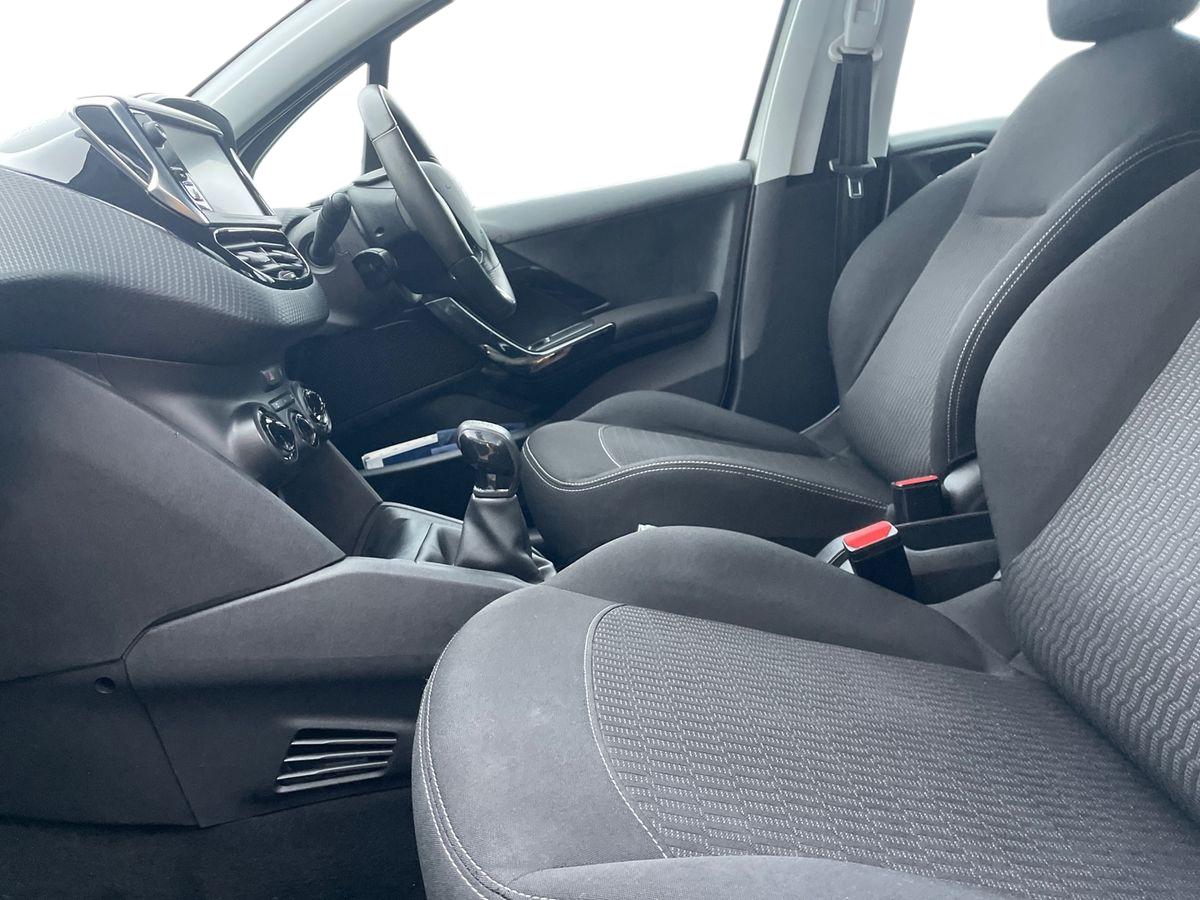 Used Peugeot 208 2018 for sale - 77552279: Photo 10