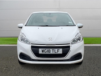 Used Peugeot 208 2018 for sale - 77552279: Photo