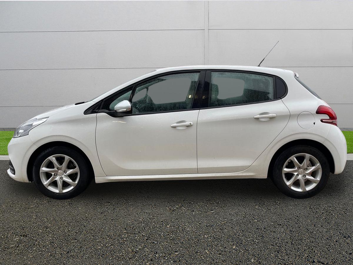 Used Peugeot 208 2018 for sale - 77552279: Photo 4