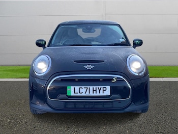 Used MINI Hatch 2021 for sale - 76731020: Photo