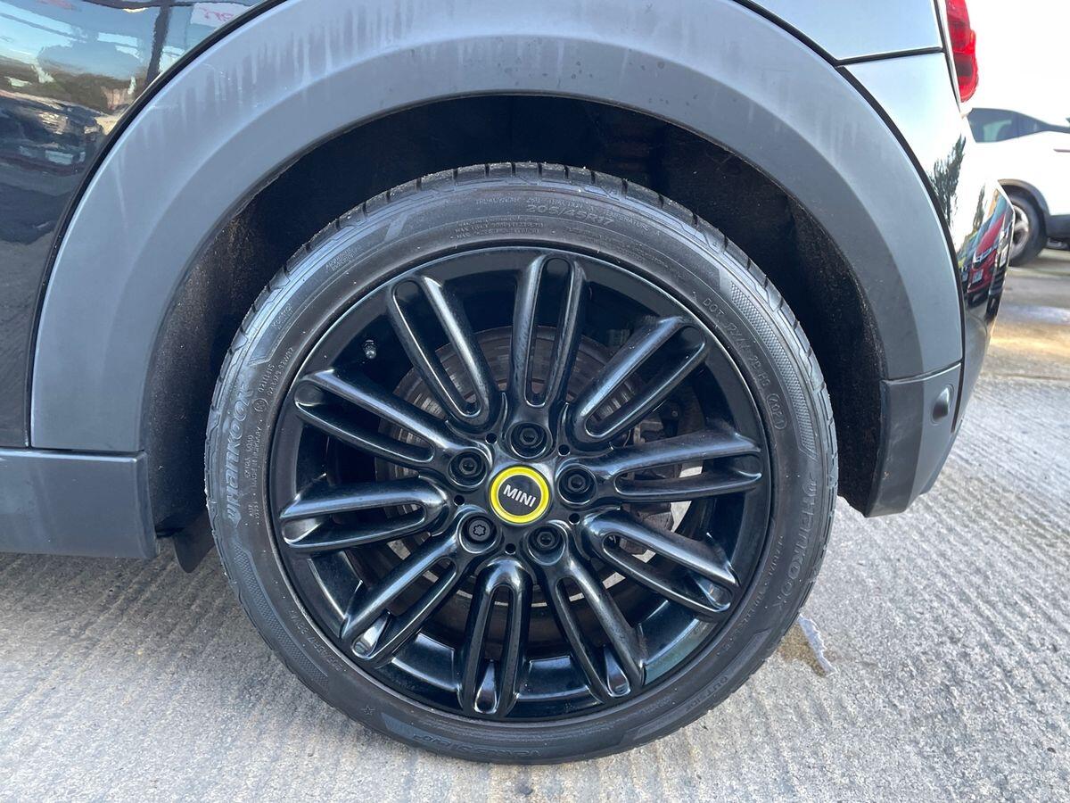 Used MINI Hatch 2021 for sale - 76731020: Photo 9