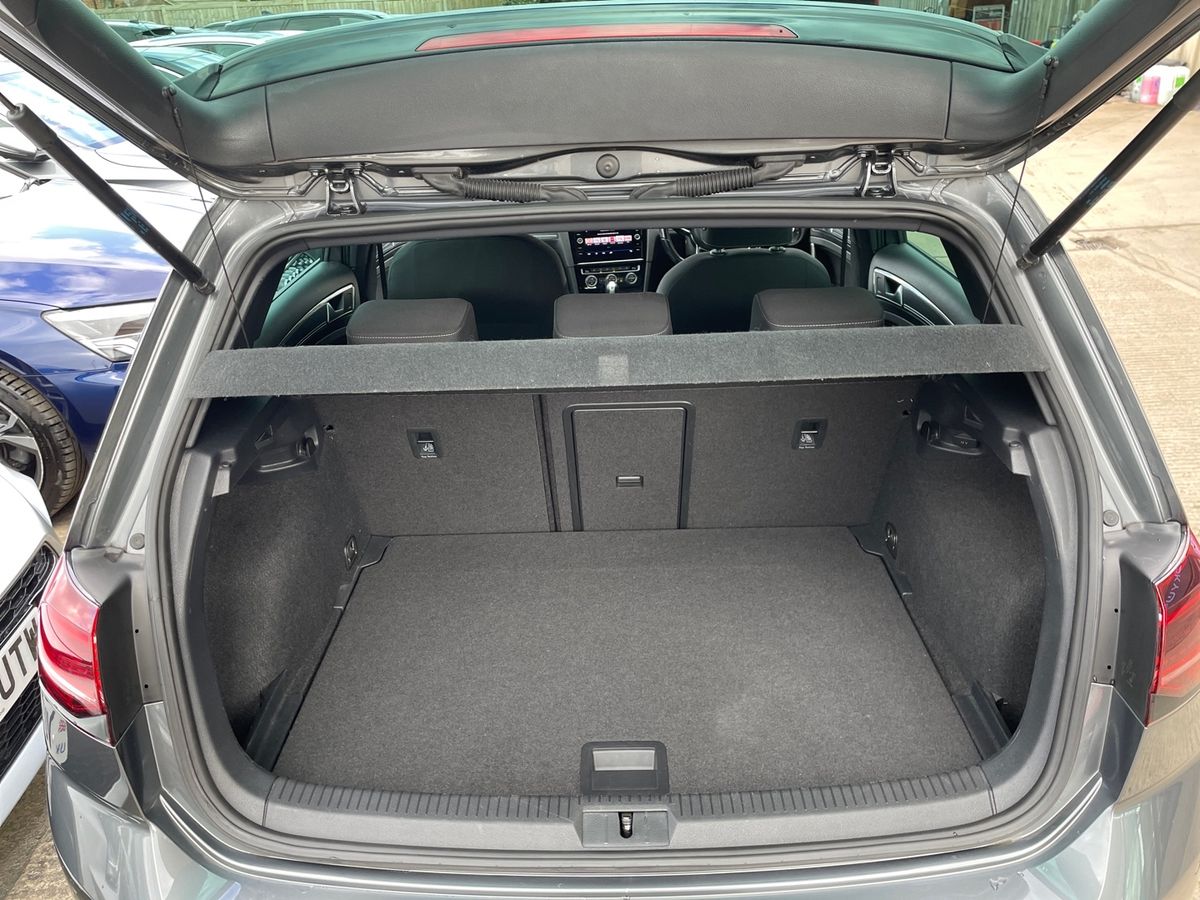 Used Volkswagen Golf 2020 for sale - 78074398: Photo 12