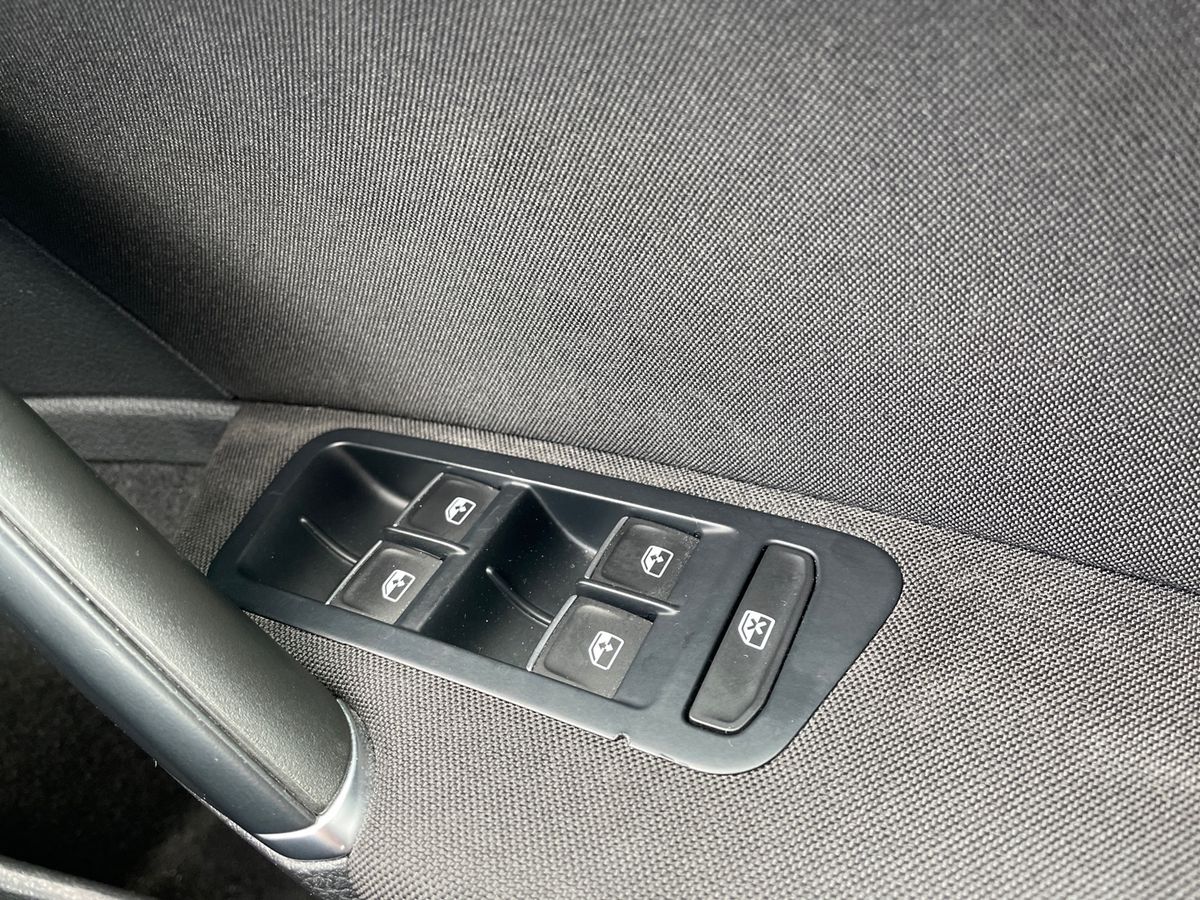 Used Volkswagen Golf 2020 for sale - 78074398: Photo 20