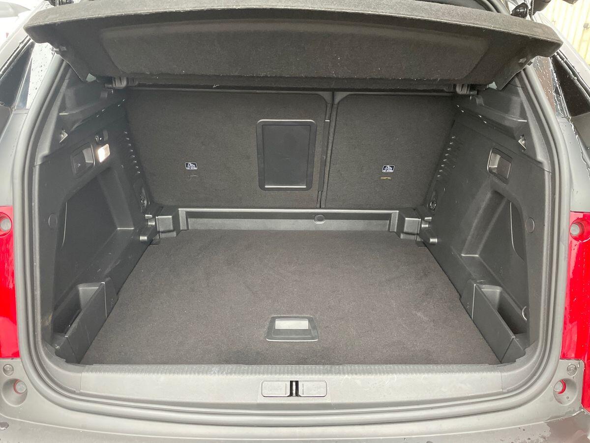 Used Peugeot 3008 2019 for sale - 76886685: Photo 12