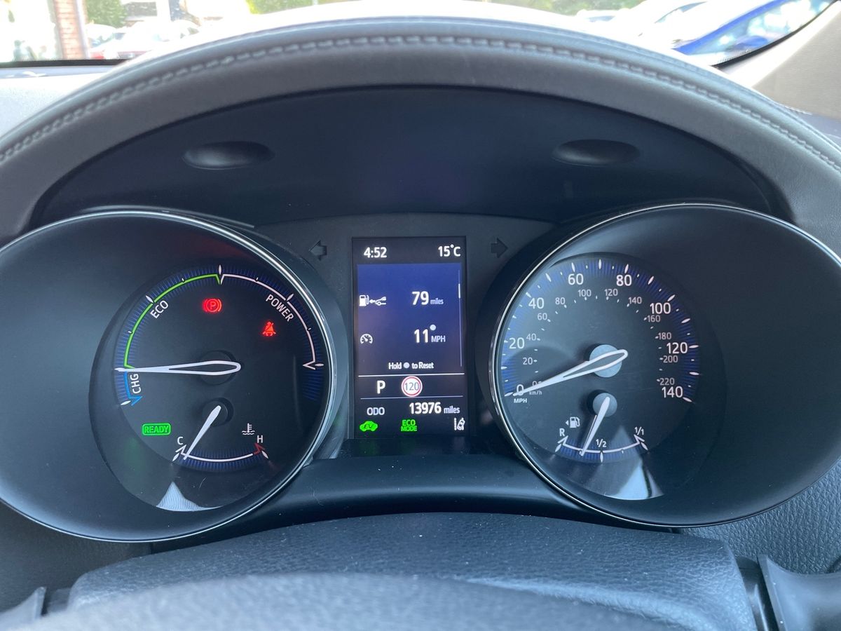 Used Toyota C-HR 2023 for sale - 77927422: Photo 14