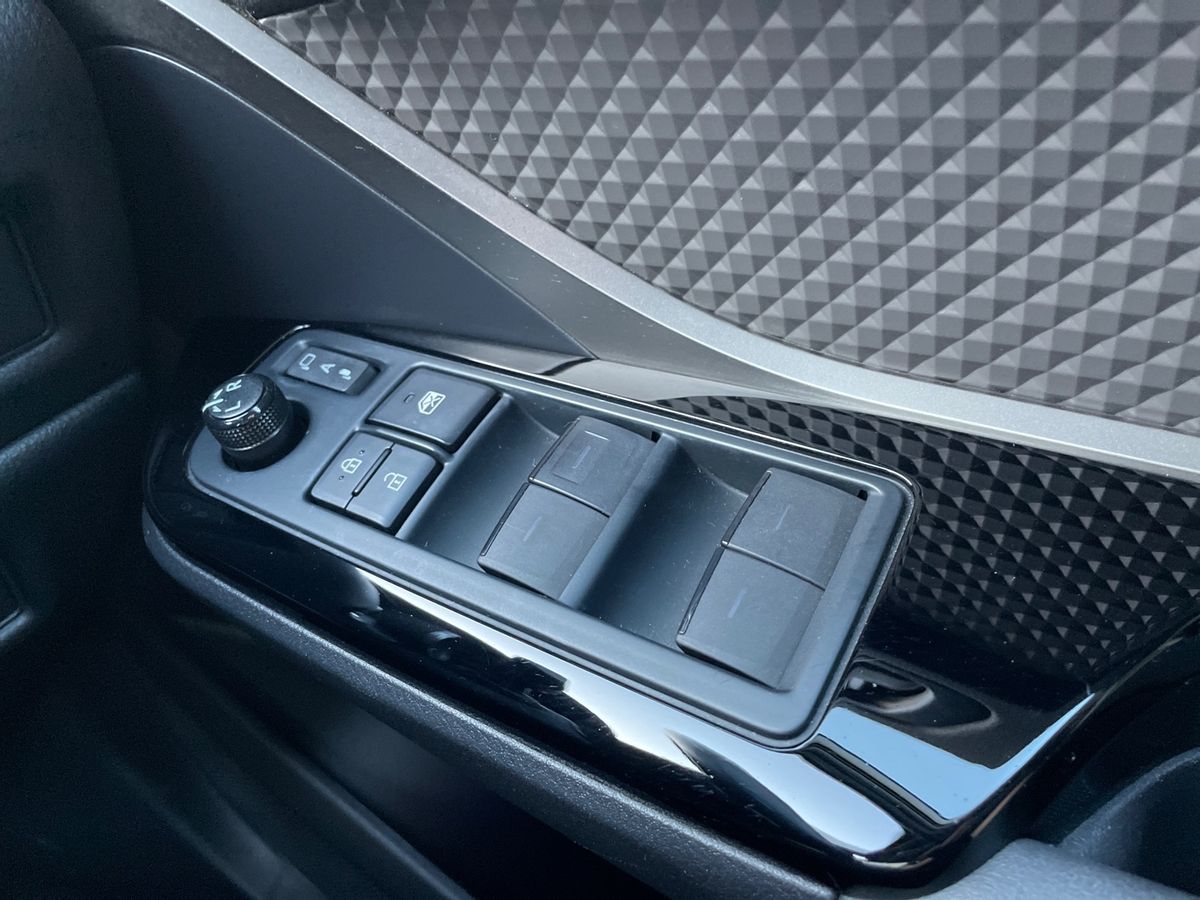 Used Toyota C-HR 2023 for sale - 77927422: Photo 20