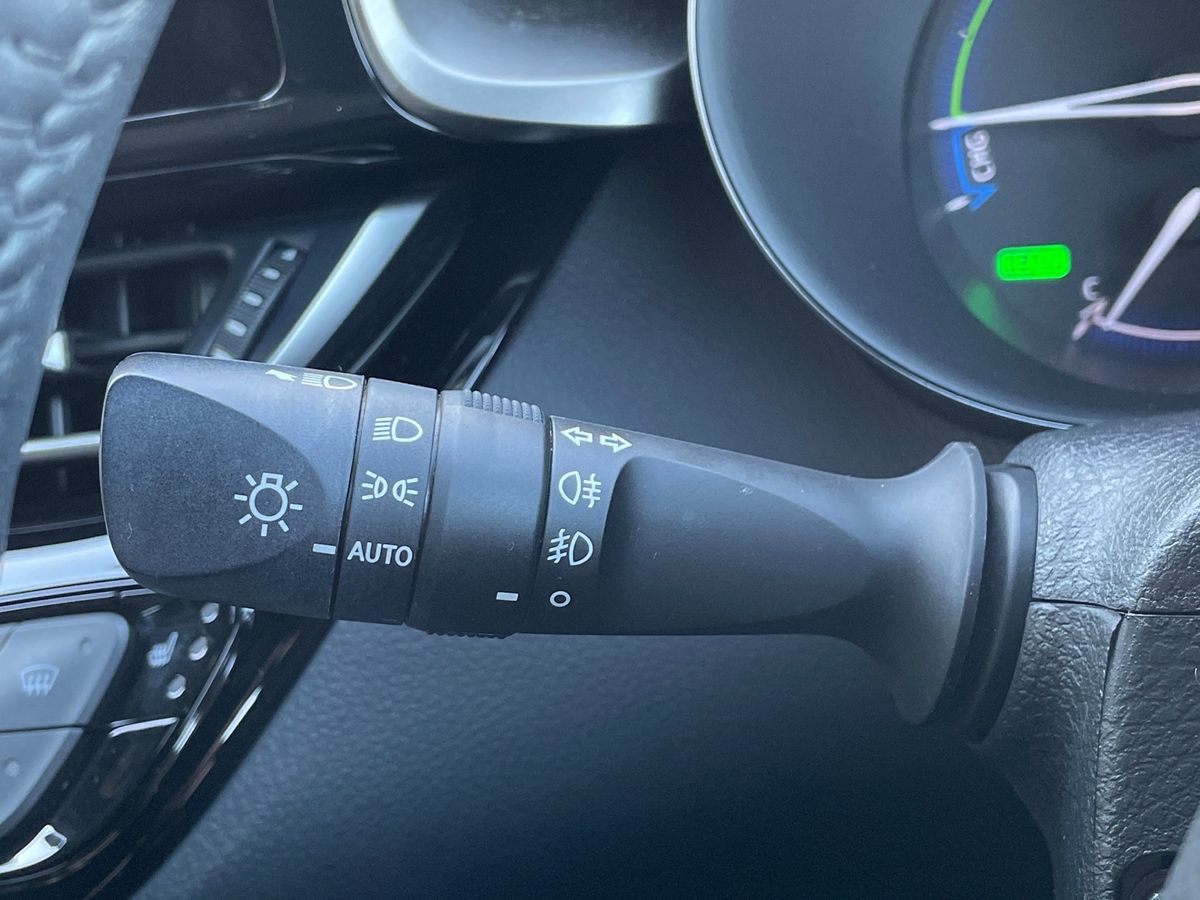 Used Toyota C-HR 2023 for sale - 77927422: Photo 24