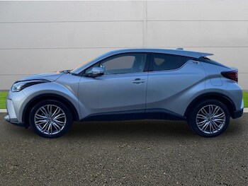 Used Toyota C-HR 2023 for sale - 77927422: Photo