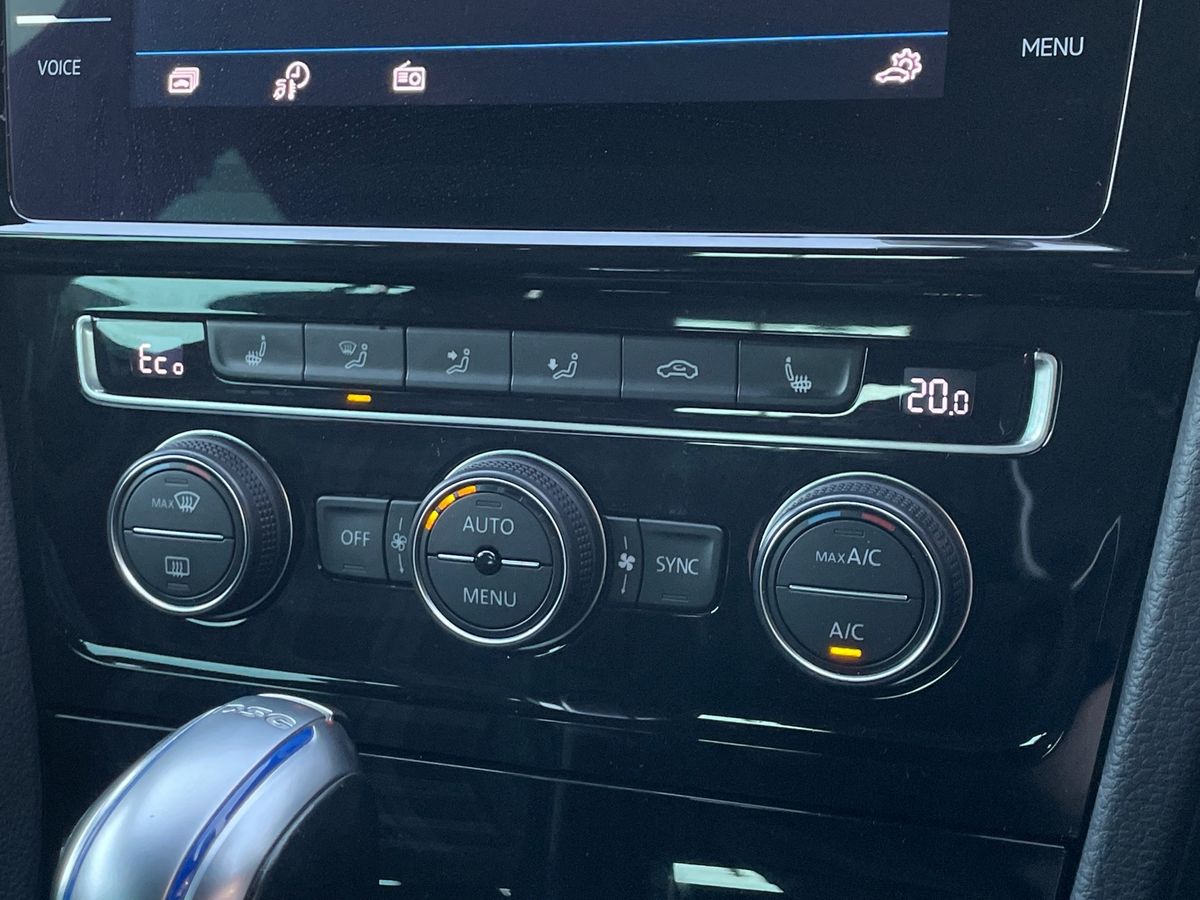 Used Volkswagen Golf 2018 for sale - 77660400: Photo 18