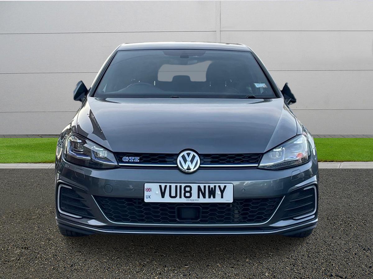 Used Volkswagen Golf 2018 for sale - 77660400: Photo 2