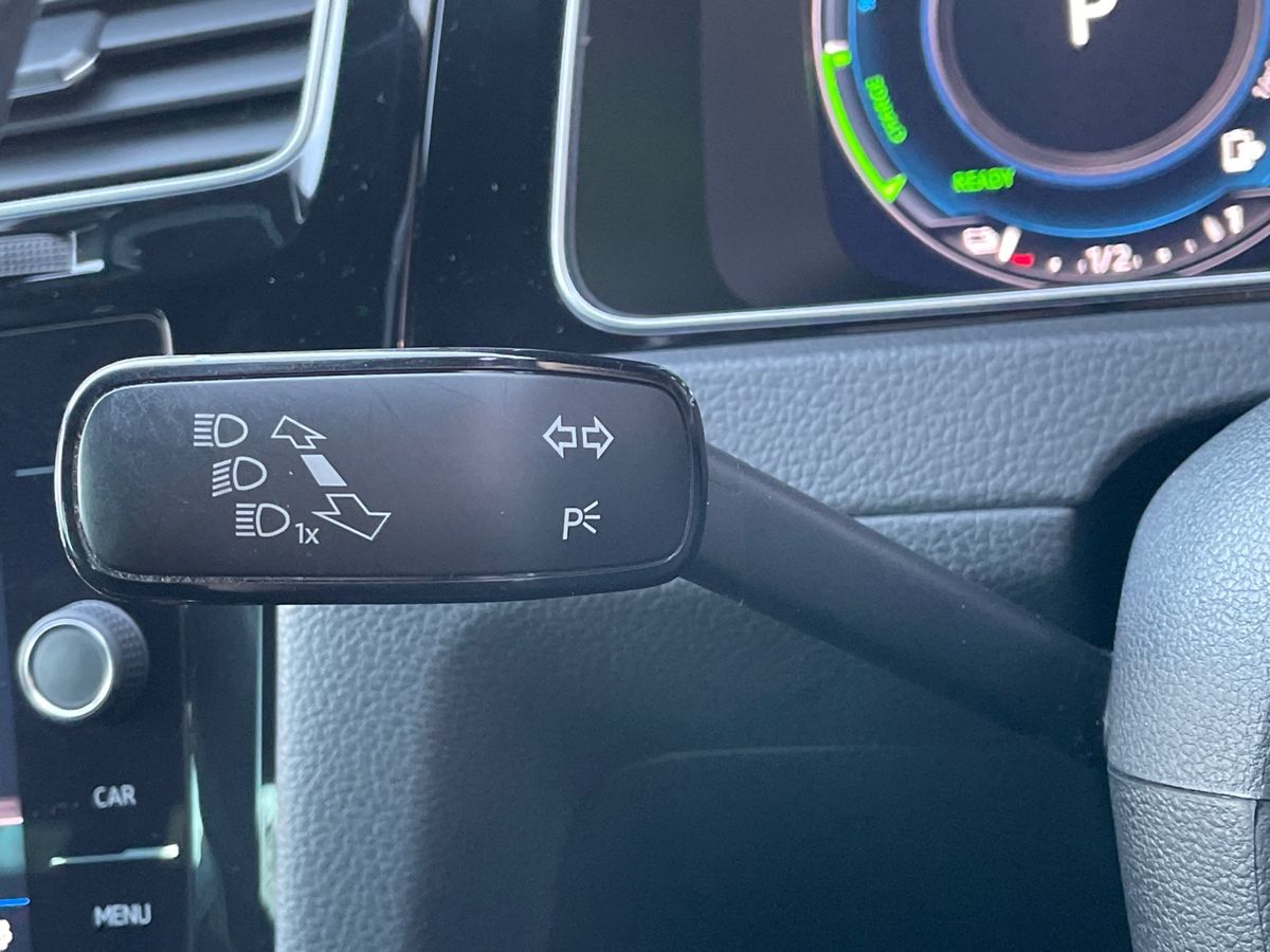 Used Volkswagen Golf 2018 for sale - 77660400: Photo 24