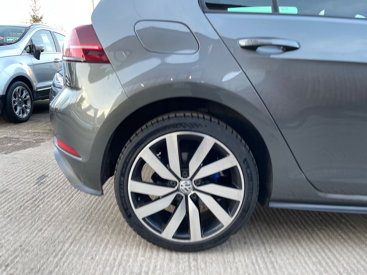 Used Volkswagen Golf 2018 for sale - 77660400: Photo 9